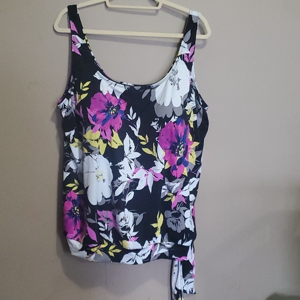 Beach belle tankini top size 22